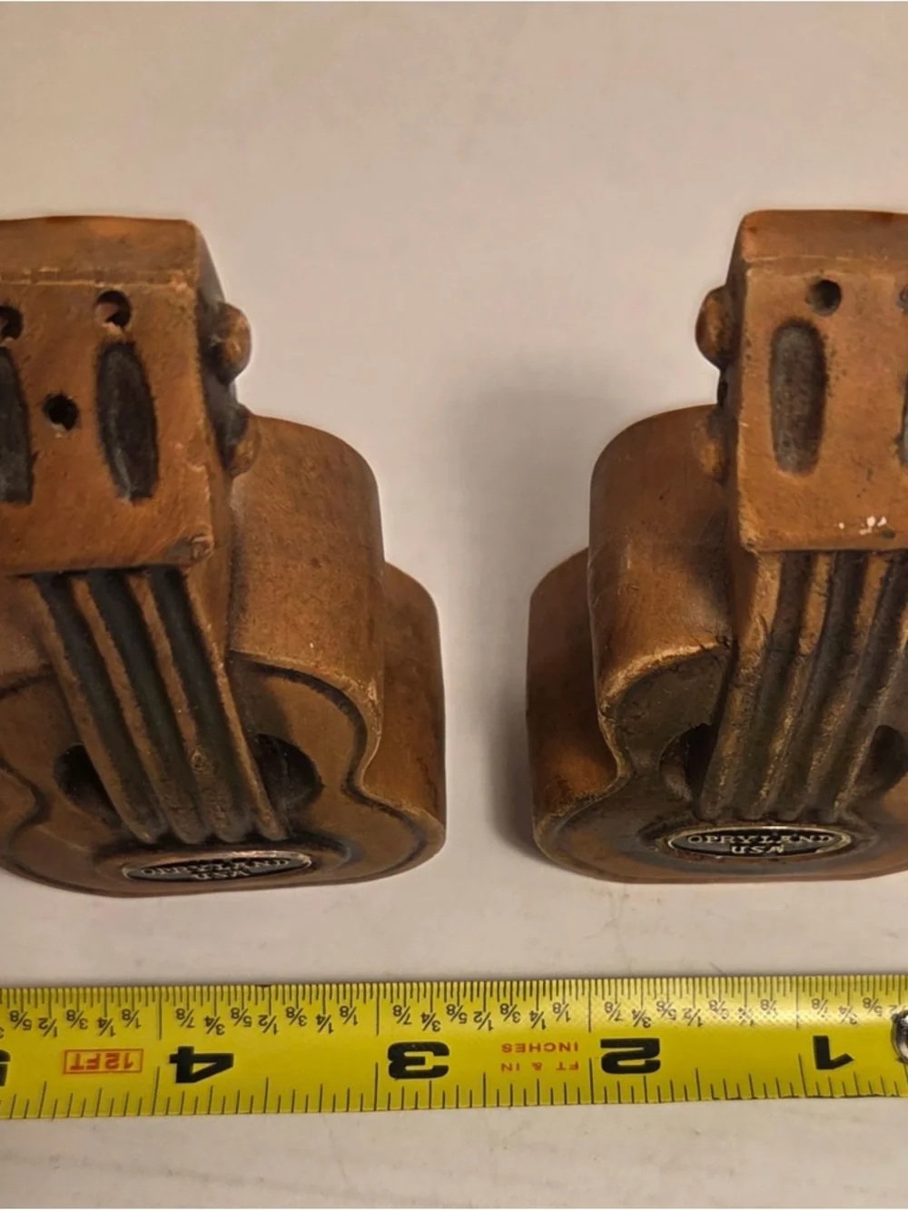 Opryland USA Guitar Salt And Pepper Shakers Nashville Tennessee Vintage